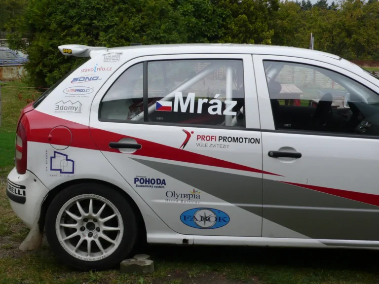 Škoda Fabia A5 – závodní vůz Petra Mráze (4)