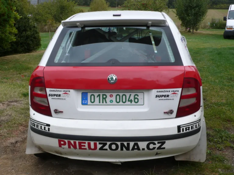 Škoda Fabia A5 – závodní vůz Petra Mráze (8)