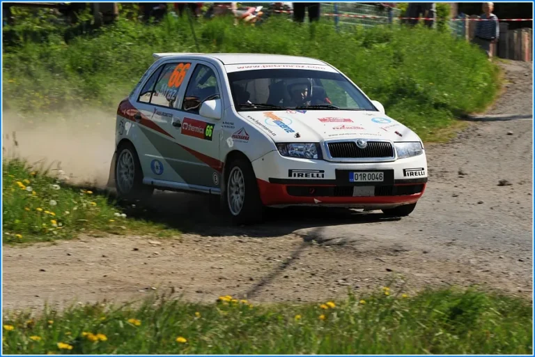 Škoda Fabia A5 v prachu – Thermica Rally Lužické hory 2009